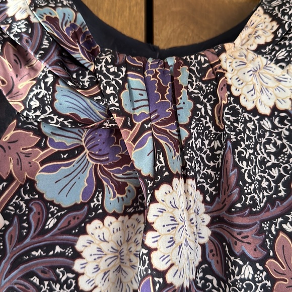 Daniel Rain Halter Top - Picture 3 of 6